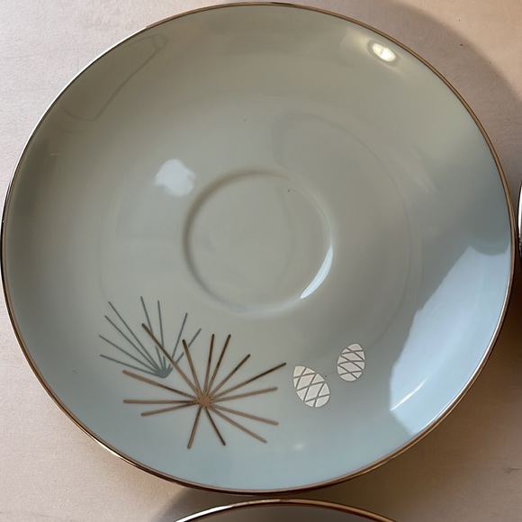 Franciscan 6 saucers - Picture 2 of 4